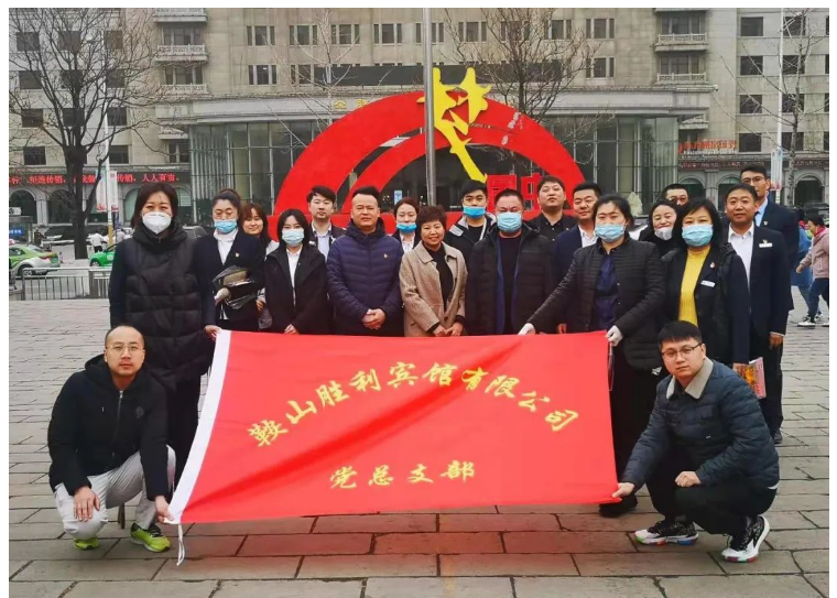 學習雷鋒在行動，黨業(yè)融合我先行